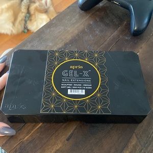 Apres Gel-X Sculpted Round Medium